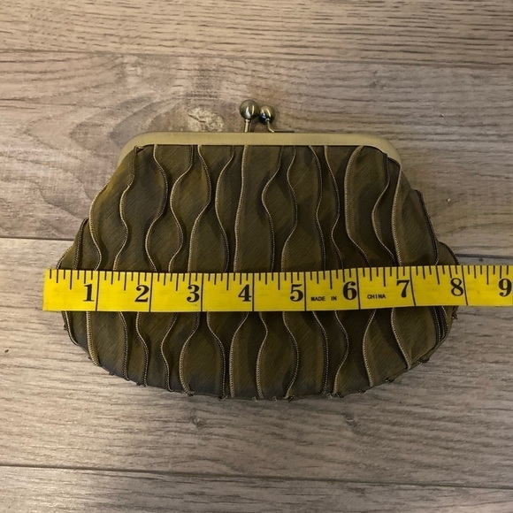 TAMMY Child Handmade Coin Purse Clutch - Picture 4 of 4